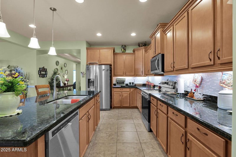 2025 Desert Spring Way, San Tan Valley, AZ 85144