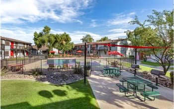 2025 Indian School Rd #St, Phoenix, AZ 85015