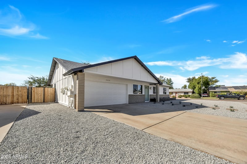 20256 10th Ave, Phoenix, AZ 85027