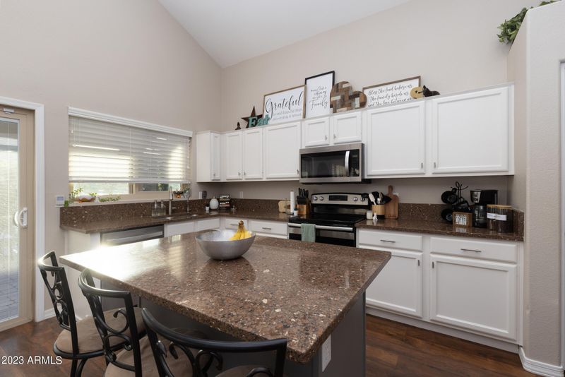 20258 N 73rd Dr, Glendale, AZ 85308