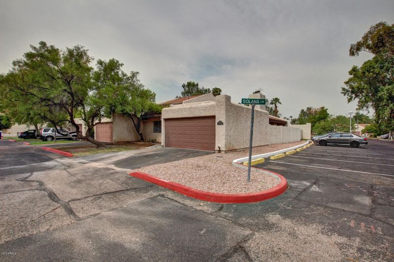 2026 E Solana Dr, Tempe, AZ 85281