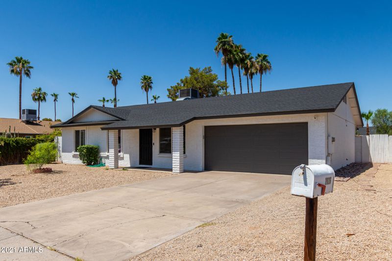 2026 S Palmer Cir, Mesa, AZ 85210