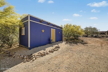 2027 Circle Mountain Rd, New River, AZ 85087