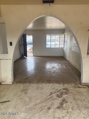 2027 Cypress St, Phoenix, AZ 85006