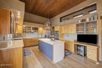 2027 Circle Mountain Rd, New River, AZ 85087