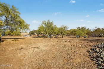 2027 Circle Mountain Rd, New River, AZ 85087