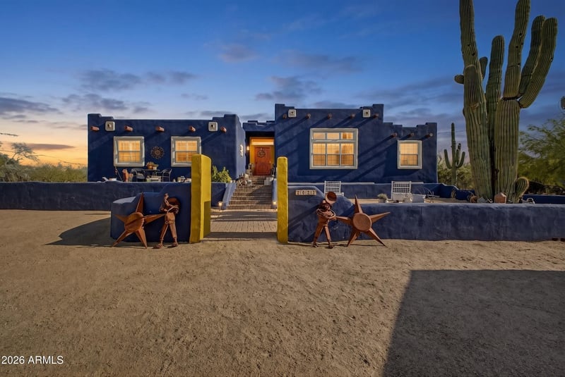2027 E Circle Mountain Rd, New River, AZ 85087