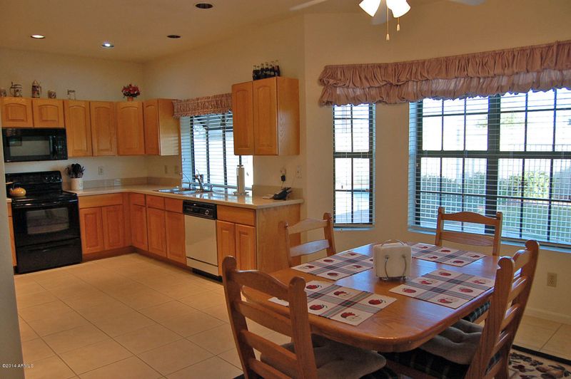 2027 E Diamond Dr, Tempe, AZ 85283