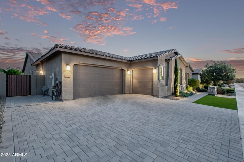 2027 La Costa Ct, Gilbert, AZ 85298