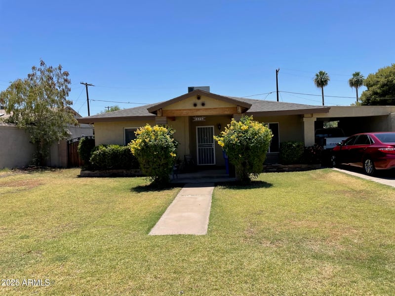2027 Medlock Dr, Phoenix, AZ 85015