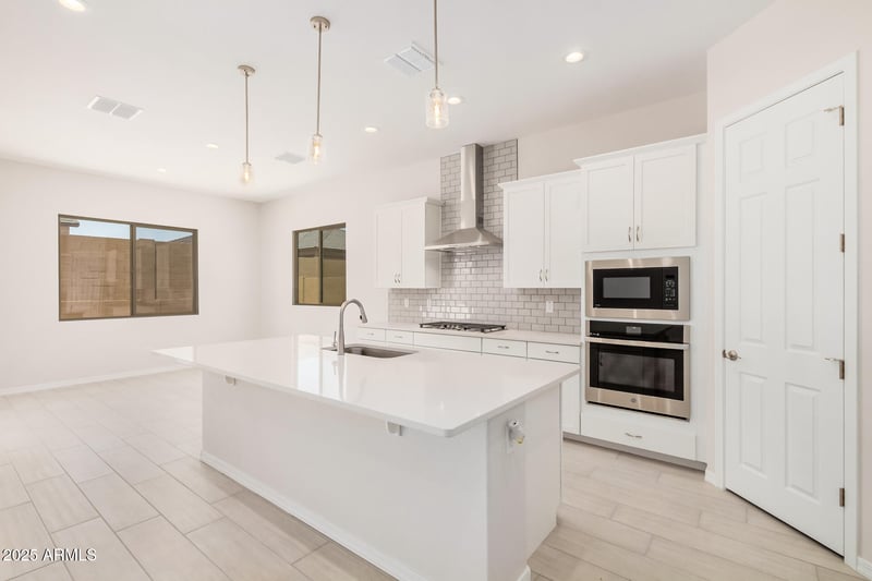 20272 Hollyhock St, Buckeye, AZ 85396