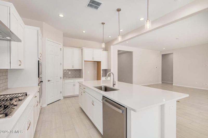20272 Hollyhock St, Buckeye, AZ 85396