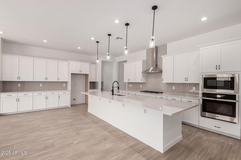 20273 Monterey Way, Buckeye, AZ 85396