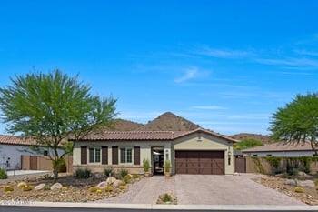 2028 Chama Dr, Phoenix, AZ 85024