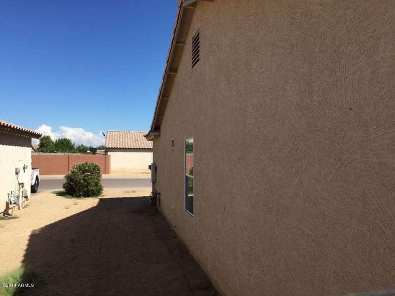 2028 S 72nd Ln, Phoenix, AZ 85043