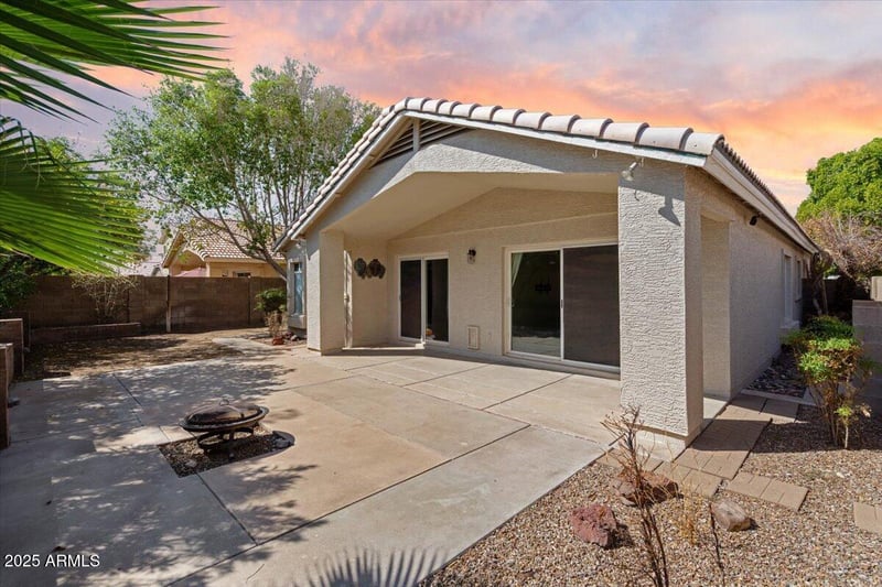20283 51st Dr, Glendale, AZ 85308
