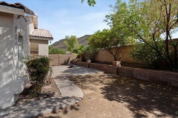 20283 51st Dr, Glendale, AZ 85308