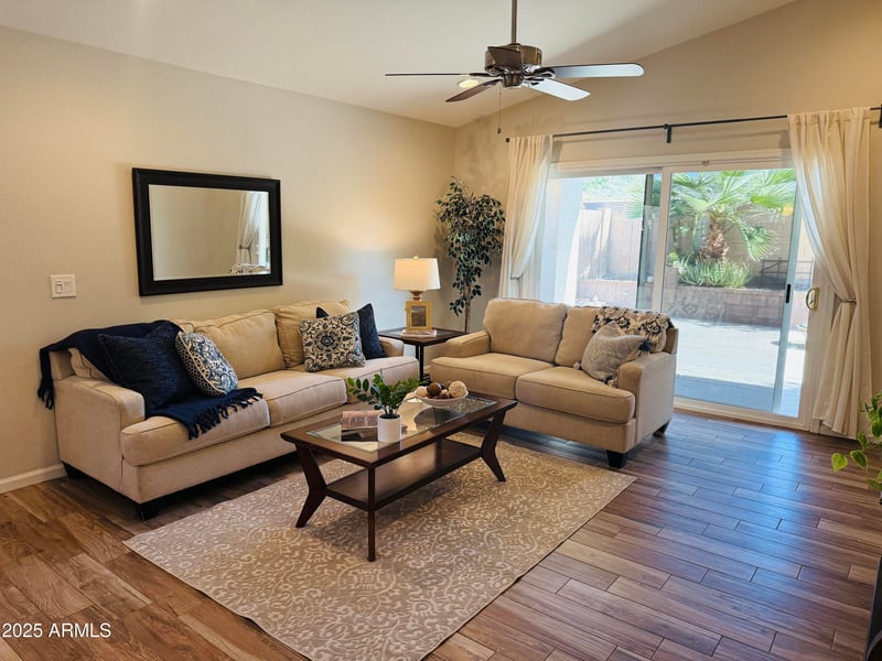 20283 51st Dr, Glendale, AZ 85308