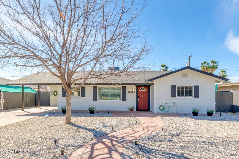 2029 E Earll Dr, Phoenix, AZ 85016