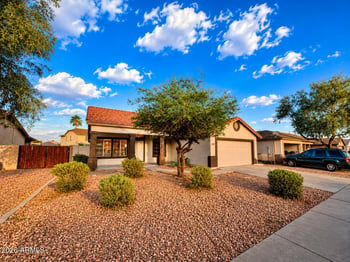 2029 87th Dr, Phoenix, AZ 85037