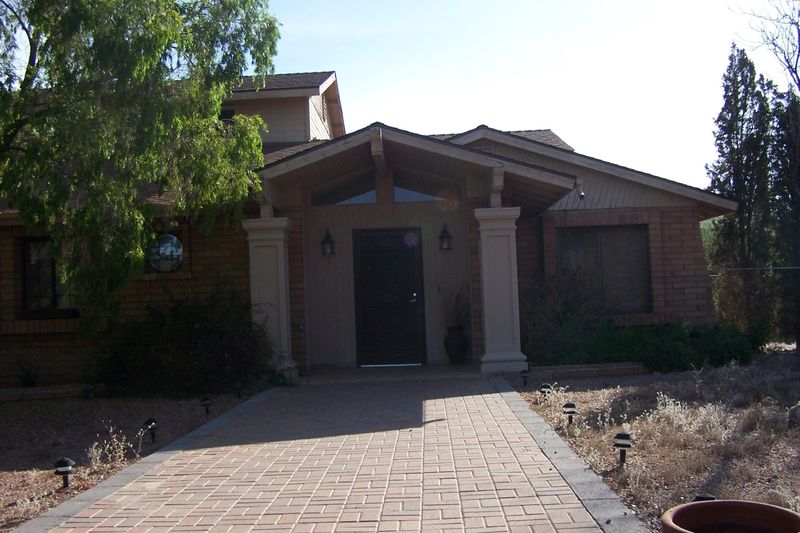 2029 S Sixshooter Rd, Apache Junction, AZ 85119