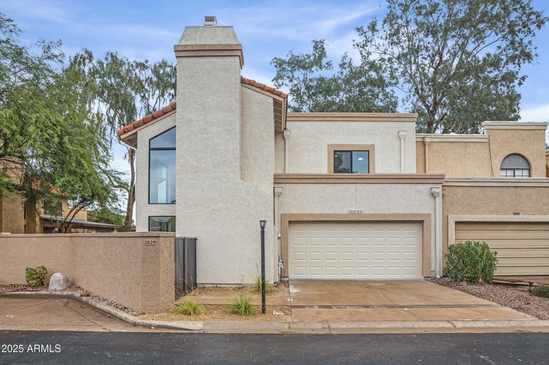 2029 Sunset Dr, Chandler, AZ 85225