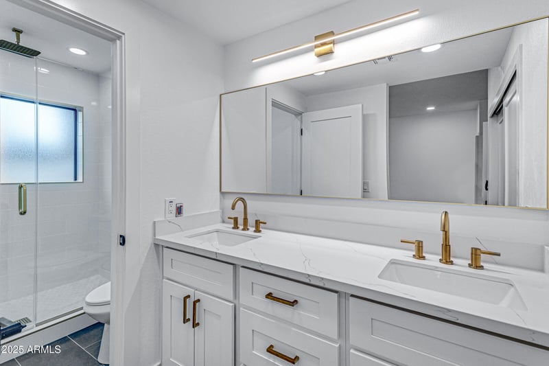 2029 Sunset Dr, Chandler, AZ 85225