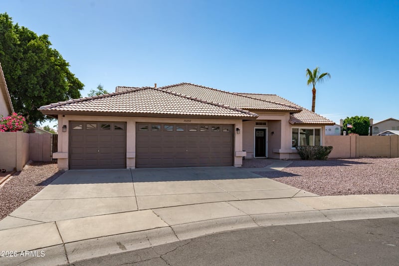20292 52nd Dr, Glendale, AZ 85308