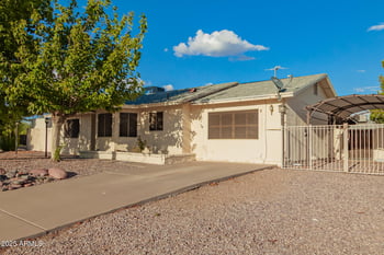 203 101st St, Mesa, AZ 85207