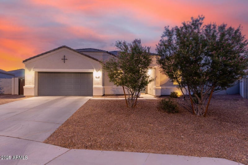 203 190th Ave, Buckeye, AZ 85326