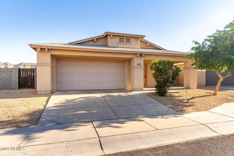203 Latona Rd, Phoenix, AZ 85041