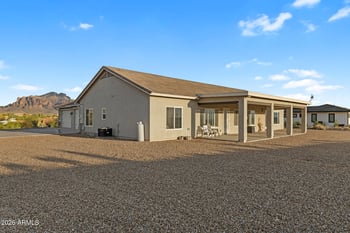 203 Saddle Butte St, Apache Junction, AZ 85119