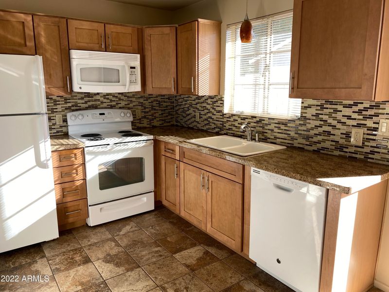 2030 E Glenrosa Ave, Phoenix, AZ 85016