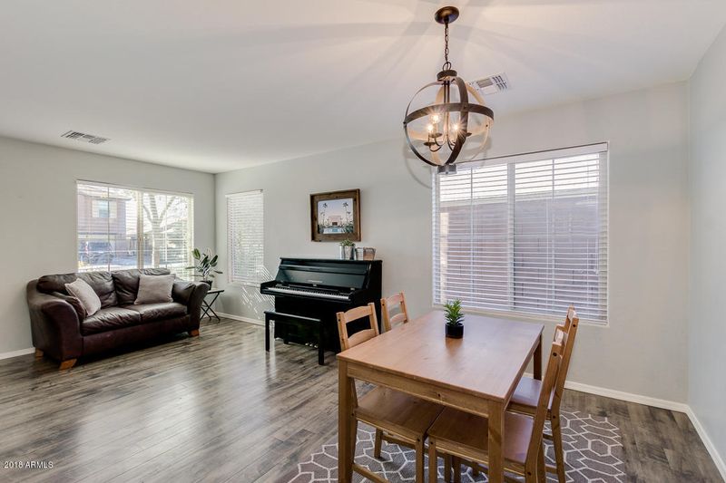 2030 E Saddlebrook Rd, Gilbert, AZ 85298