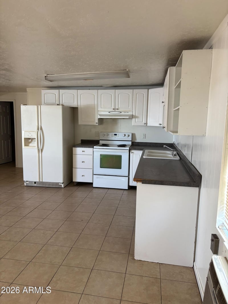 2030 Gregory St, Apache Junction, AZ 85120