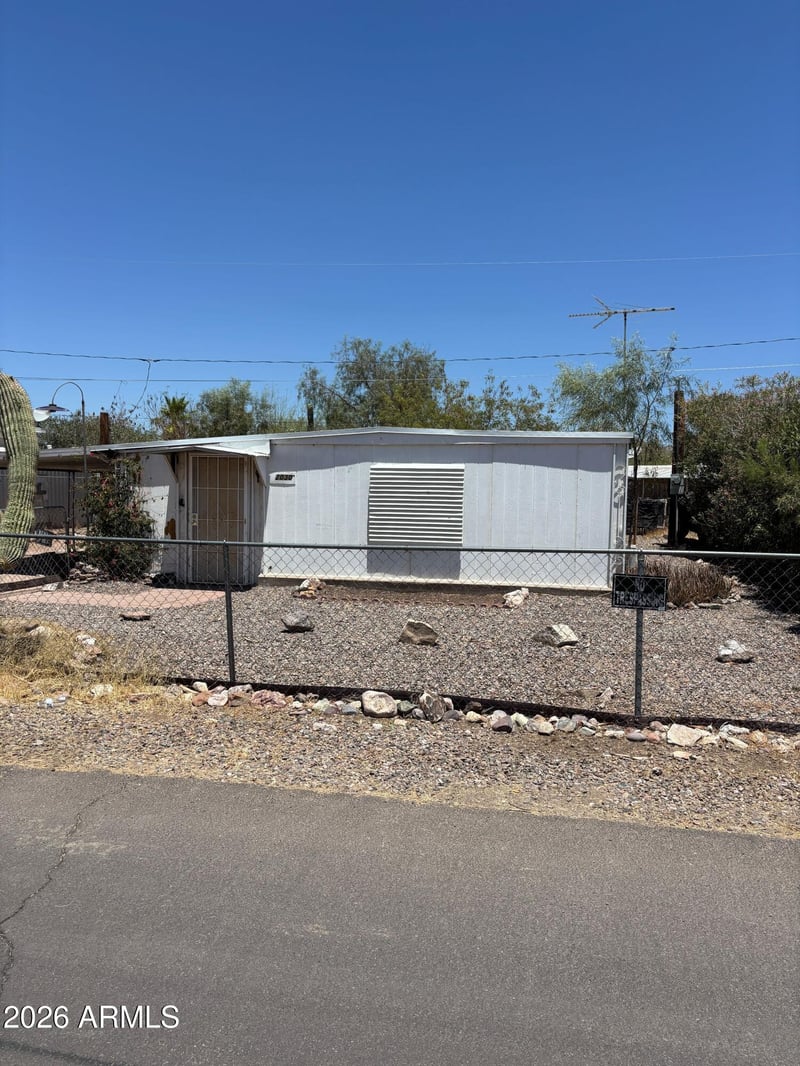 2030 Gregory St, Apache Junction, AZ 85120