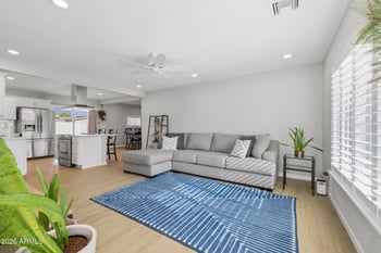 2030 Whitton Ave, Phoenix, AZ 85016