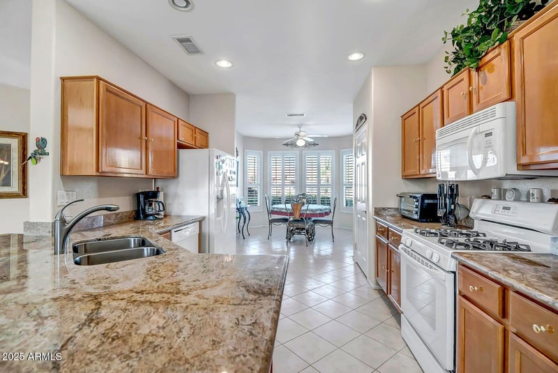 20304 Windy Walk Ct, Surprise, AZ 85374