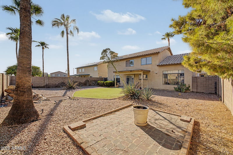 2031 E Parkside Ln, Phoenix, AZ 85024