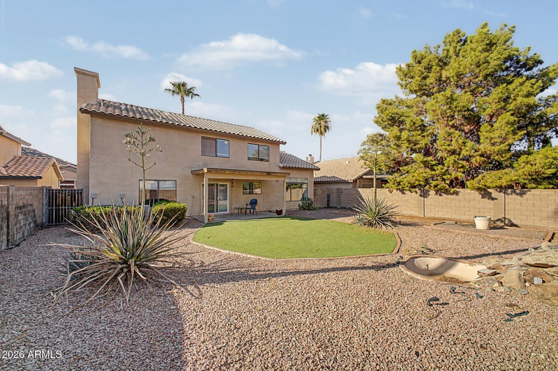 2031 E Parkside Ln, Phoenix, AZ 85024