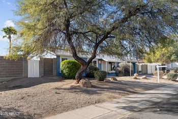 2031 Vista Dr, Phoenix, AZ 85022