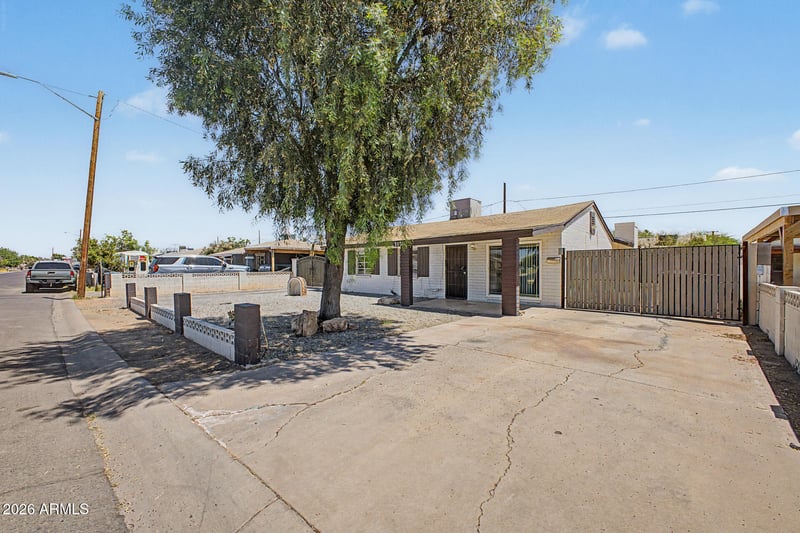 2031 37th Dr, Phoenix, AZ 85009