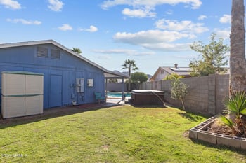 2031 Vista Dr, Phoenix, AZ 85022