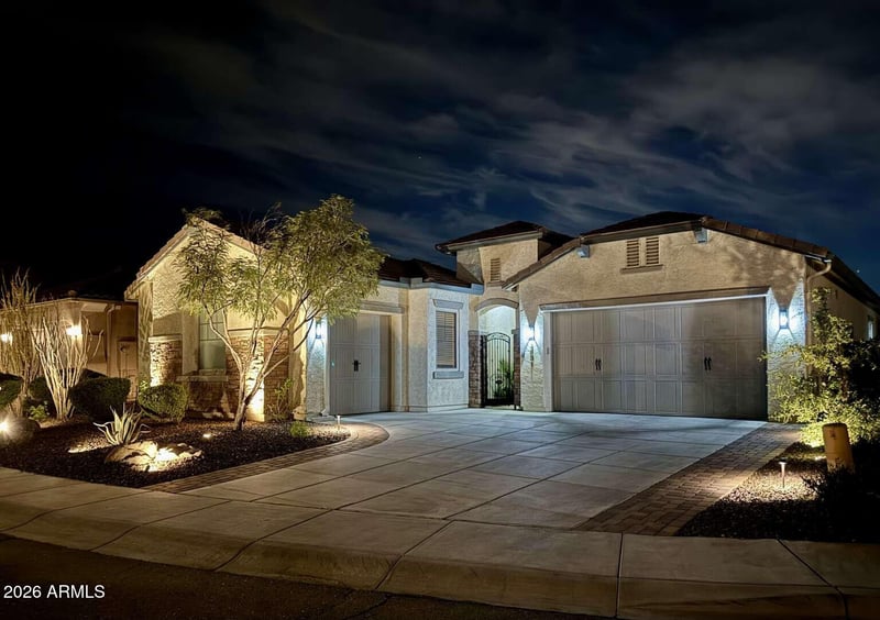 2031 Chimney Rock Rd, Phoenix, AZ 85085
