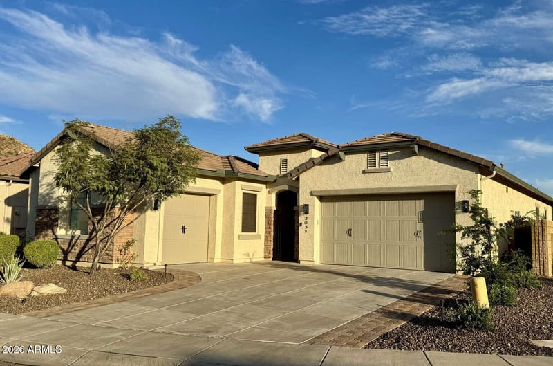 2031 Chimney Rock Rd, Phoenix, AZ 85085