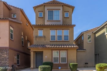 2032 77th Ln, Phoenix, AZ 85035