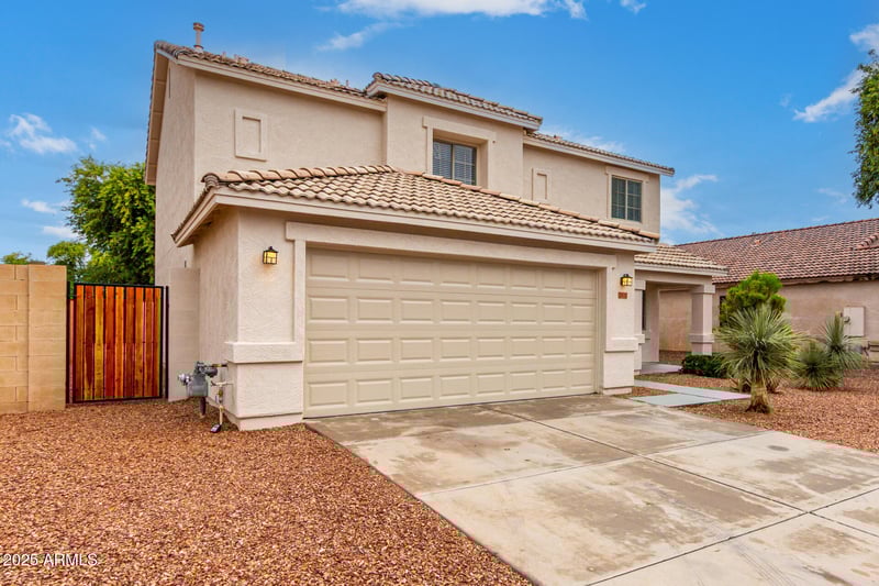 2032 Andalusian Loop, San Tan Valley, AZ 85140