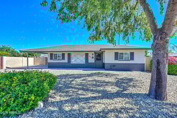 2032 Cheery Lynn Rd, Phoenix, AZ 85016