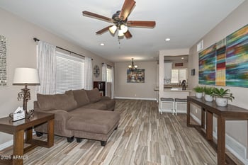 2032 Cheery Lynn Rd, Phoenix, AZ 85016