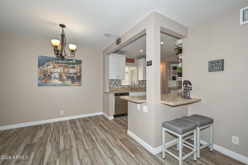 2032 Cheery Lynn Rd, Phoenix, AZ 85016